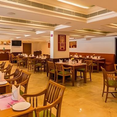 regenta-central-herald-mysore-hotel-near-railway-station-big-3
