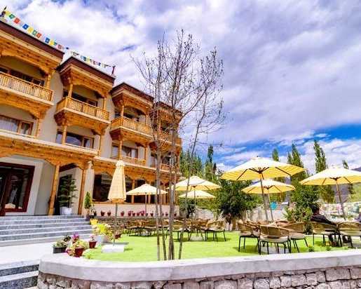 luxury-hotels-in-leh-ladakh
