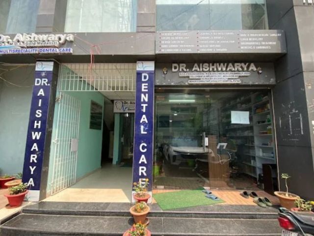 restore-missing-teeth-at-a-dental-implant-clinic-in-patna