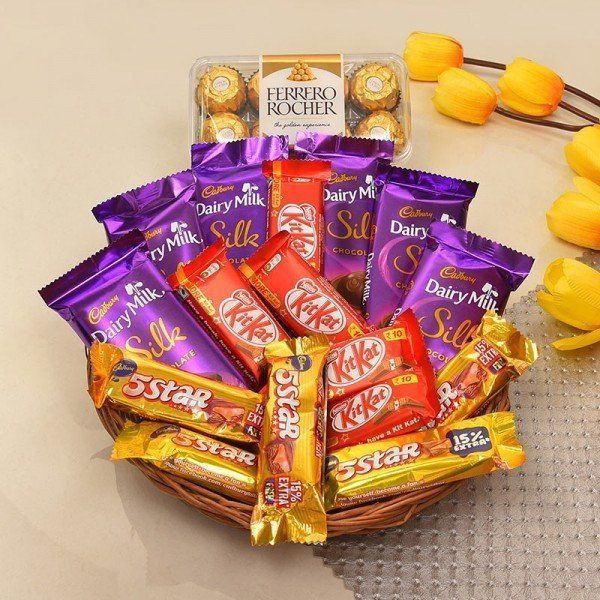online-chocolate-delivery-in-india-with-same-day-oyegifts-big-3