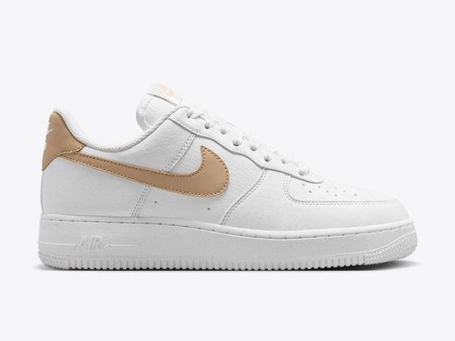 nike-air-force-1-women-sneakers-that-never-go-out-of-style