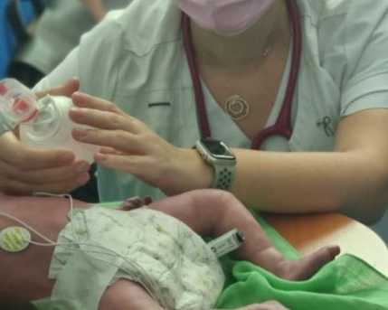 baby-lung-simulator-realistic-breathing-training-model-tool