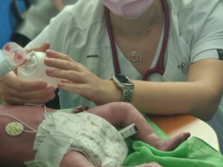baby-lung-simulator-realistic-breathing-training-model-tool