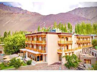 4-star-hotel-in-leh-ladakh-small-0