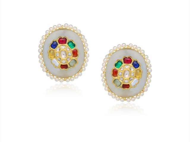 hazoorilal-jewellers-e-shop-helps-people-buy-polki-earring