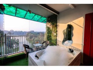 luxury-homestay-in-hauz-khas-for-a-relaxing-stay-small-0