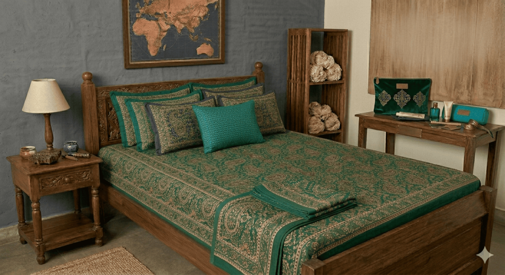 bedsheet-double-bed-with-2-pillow-covers-245-gsm-big-0