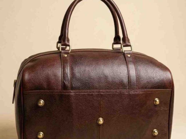 stylish-leather-duffel-bags-for-men