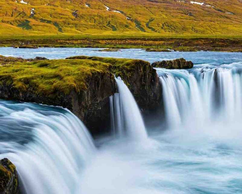 explore-reykjavik-and-glaciers-with-our-iceland-package