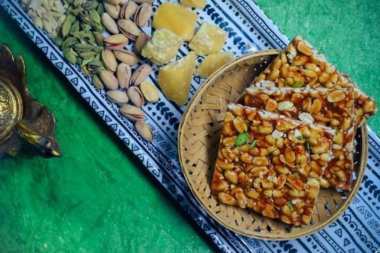 buy-fresh-sesame-til-chikki-online-shree-shyam-tilpatti-big-0