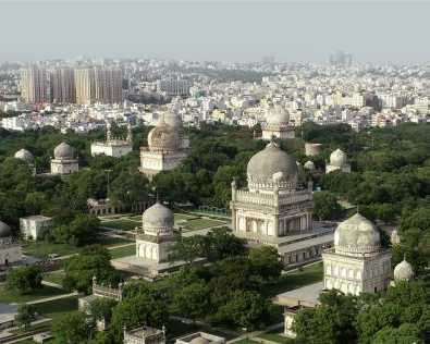 qutb-shahi-tombs-visiting-hours