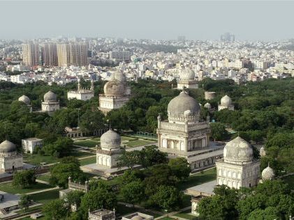 qutb-shahi-tombs-visiting-hours
