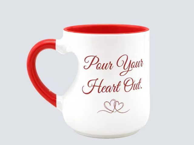 personalized-heart-cut-handle-printed-mugs