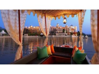 luxury-rajasthan-tour-packages-royal-holidays-by-rth-small-0