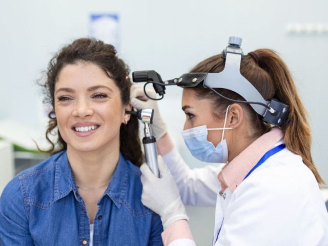 searching-for-an-ent-doctor-for-ear-pain-v-one-hospital