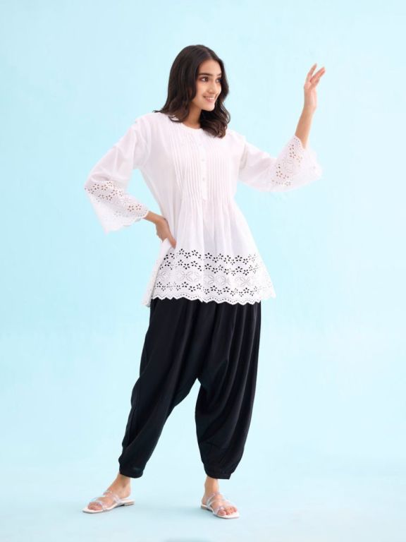 shop-the-latest-harem-pants-for-women-and-refresh-your-style-big-0