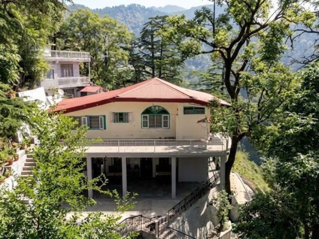 the-burra-bungalow-charming-heritage-stay-near-landour