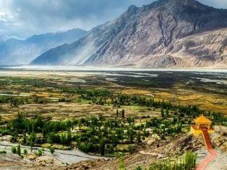 budget-ladakh-group-tour-packages-for-adventure-travelers