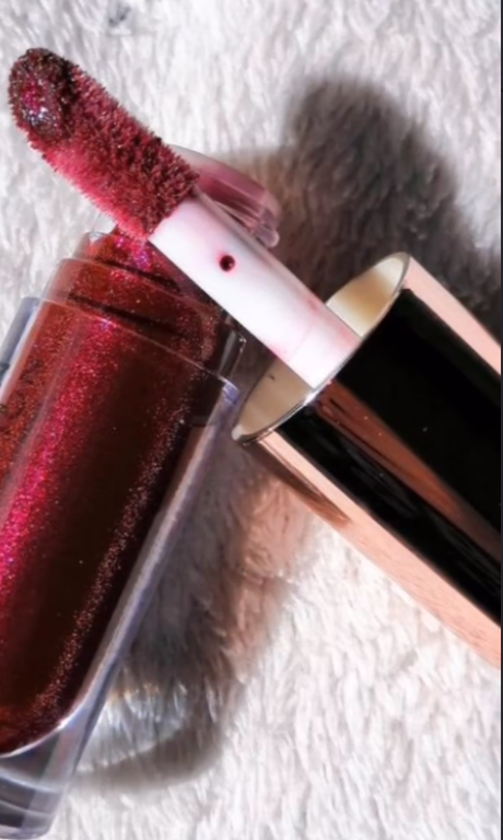 best-lip-gloss-collection-nessaa-forever-cosmetics-big-1