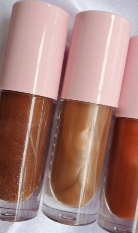 best-lip-gloss-collection-nessaa-forever-cosmetics-big-0