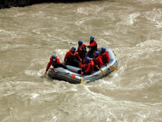 river-rafting-in-ladakh