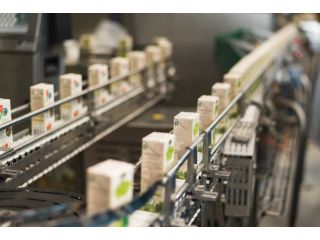 pet-bottle-filling-pet-beverage-packaging-juice-manufacturer-small-0