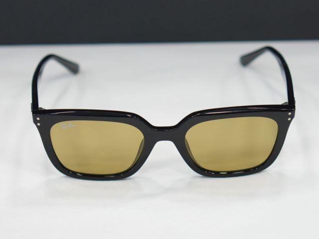 optical-world-best-designer-sunglasses-shop-in-gurugram