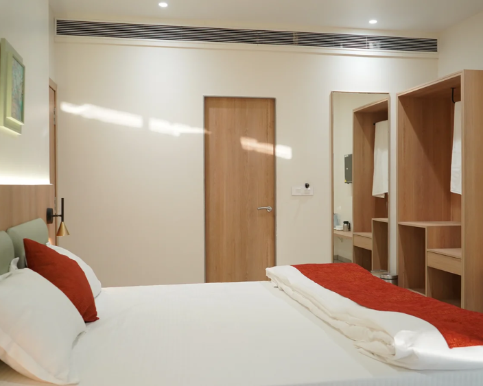 affordable-comfortable-hotel-rooms-in-dahod-bhavani-hotel