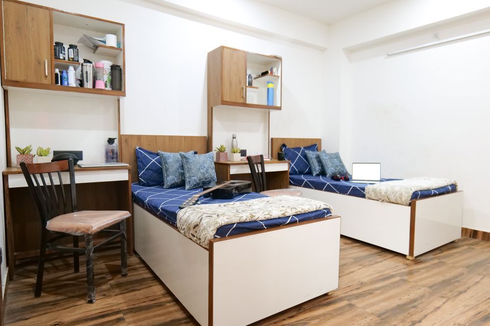 luxury-pg-near-amity-university-noida-premium-stay-pgnow-big-0