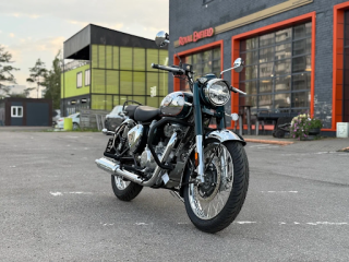classic-350-best-features-and-riding-experience-in-india-small-0