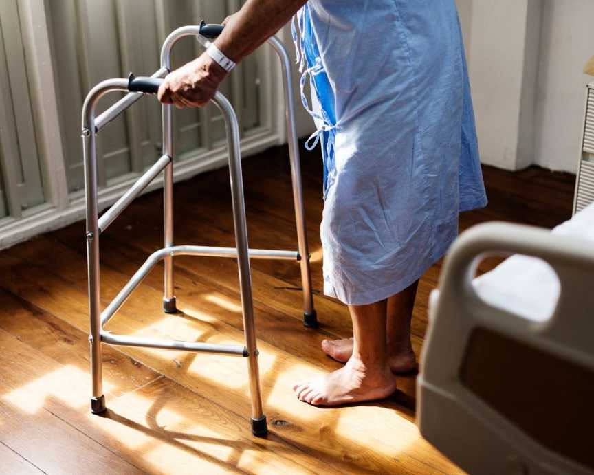 stable-mobility-with-vissco-dura-walker-medi-aid-xpert