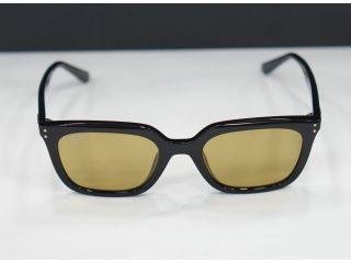 optical-world-premium-sunglasses-collection-in-gurugram-small-0