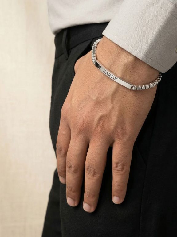 silver-bracelet-for-men-with-timeless-style-big-0
