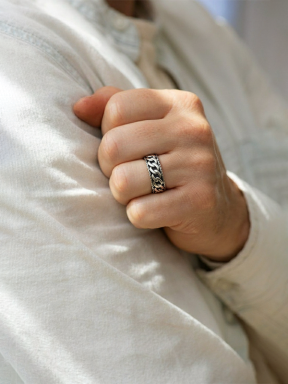 looking-for-the-perfect-silver-ring-design-for-men-big-0