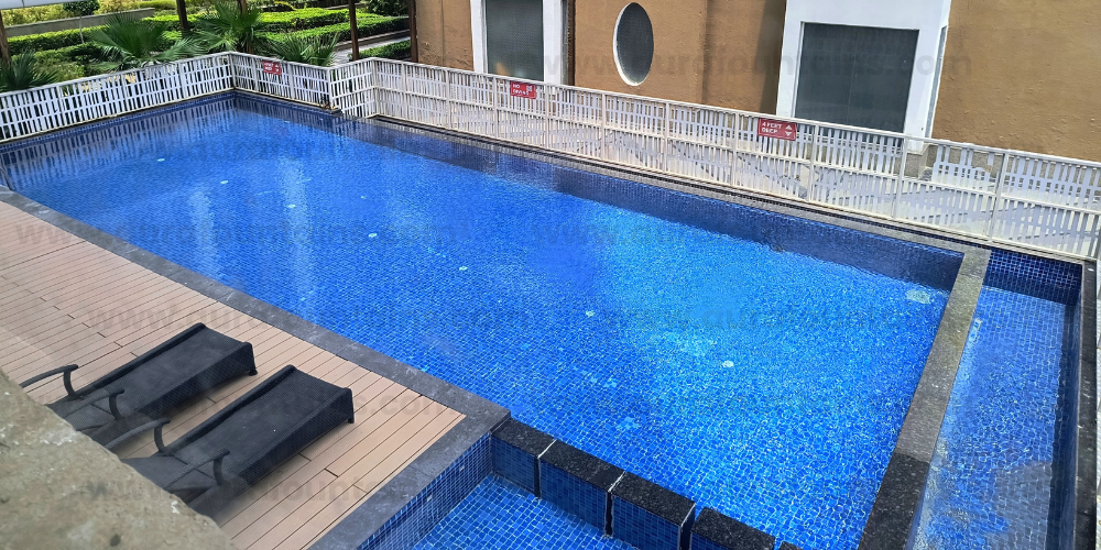 swimming-pool-manufacturers-big-0