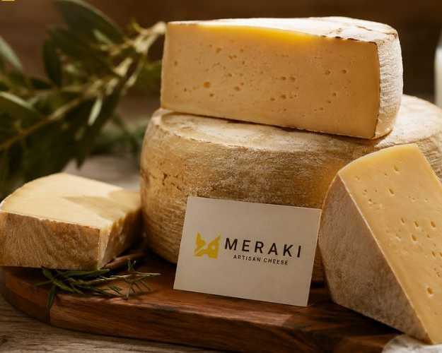gourmet-cheese-hampers-online-for-holiday-celebrations