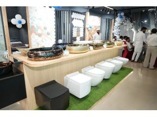 sara-traders-tiles-shop-in-lucknow-small-2
