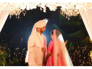 top-pre-wedding-photographer-in-bangalore-karnataka-small-0