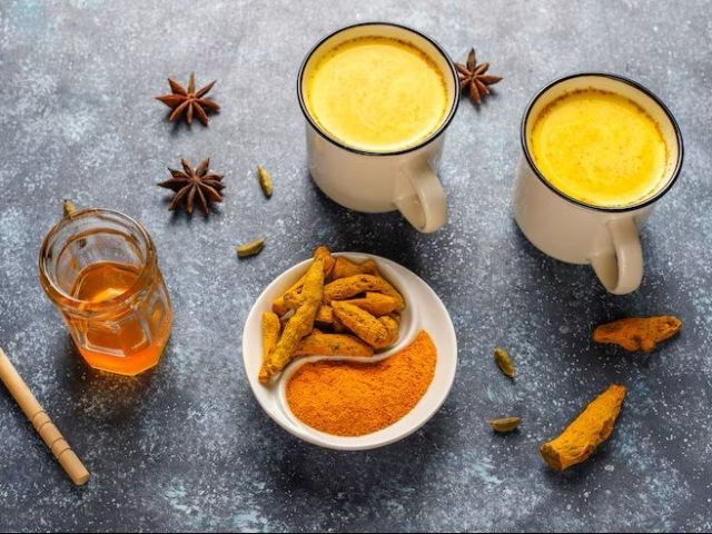 try-sattvishtik-organic-turmeric-latte-today