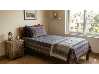 handloom-bedsheets-authentic-weaves-artisan-craftsmanship-small-0