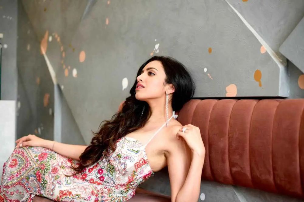 top-female-singer-in-india-raveenamusic-rising-star-big-0