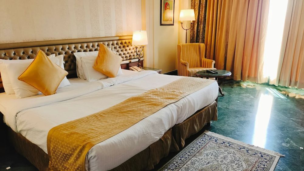 luxury-hotels-in-jodhpur-for-royal-vacations-and-comfortable-big-4