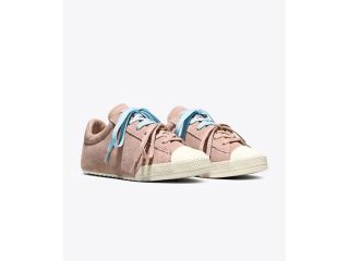 nike-sneakers-for-women-that-elevate-everyday-style-small-0
