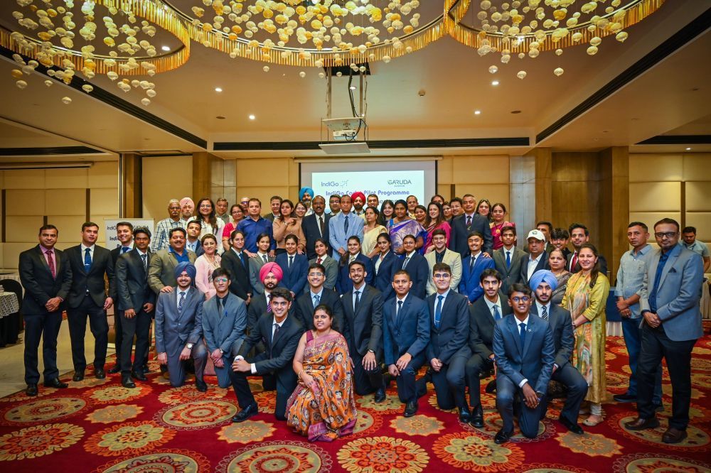 train-with-a-leading-cadet-pilot-development-program-big-0
