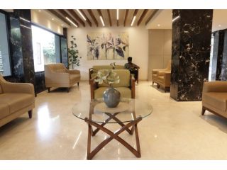 hotel-near-us-consulate-in-nungambakkam-chennai-small-0