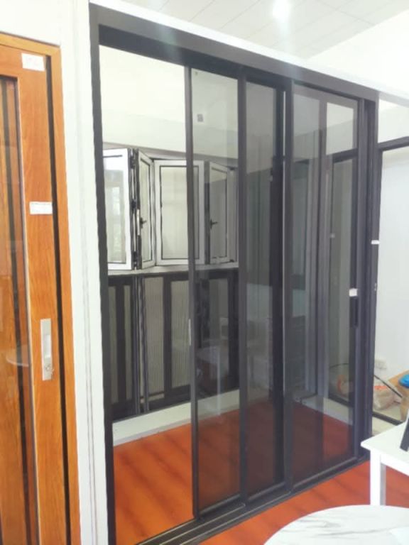 thakur-glass-work-ludhiana-railing-glass-low-price-dealer-shop-big-0