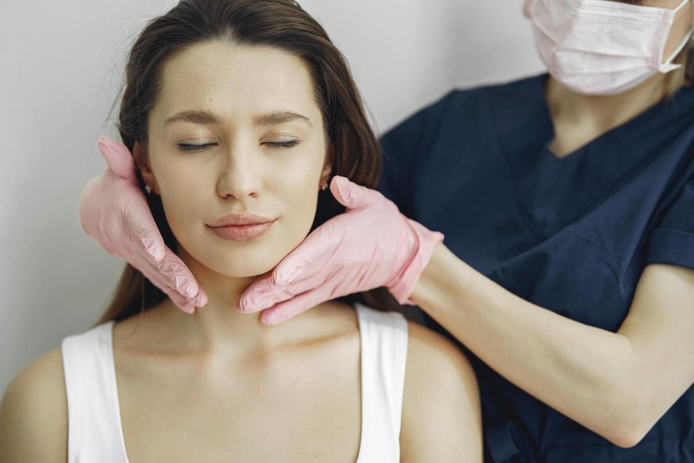 carbon-facial-in-kalyan-for-glowing-clear-skin-by-my-skindom-big-0
