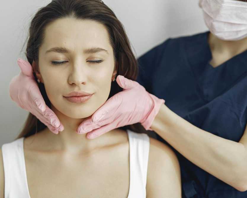 carbon-facial-in-kalyan-for-glowing-clear-skin-by-my-skindom