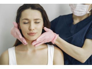 carbon-facial-in-kalyan-for-glowing-clear-skin-by-my-skindom-small-0