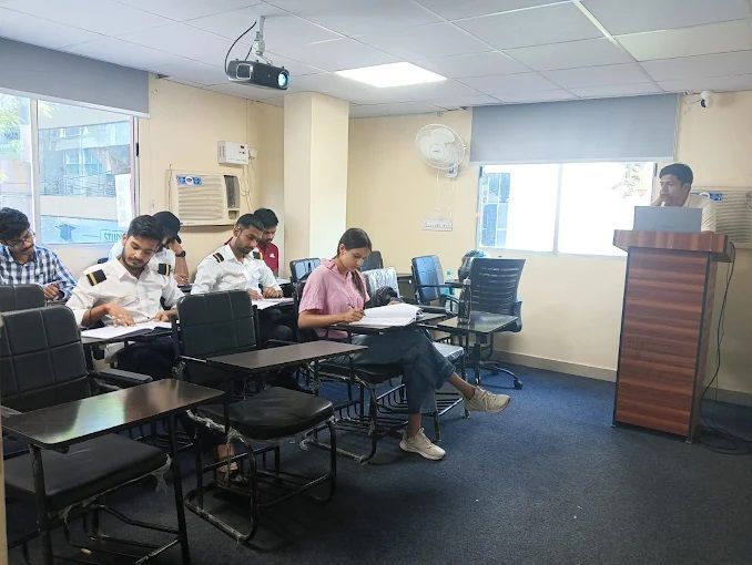best-pilot-training-academy-in-hyderabad-for-aviation-aspirants-big-0